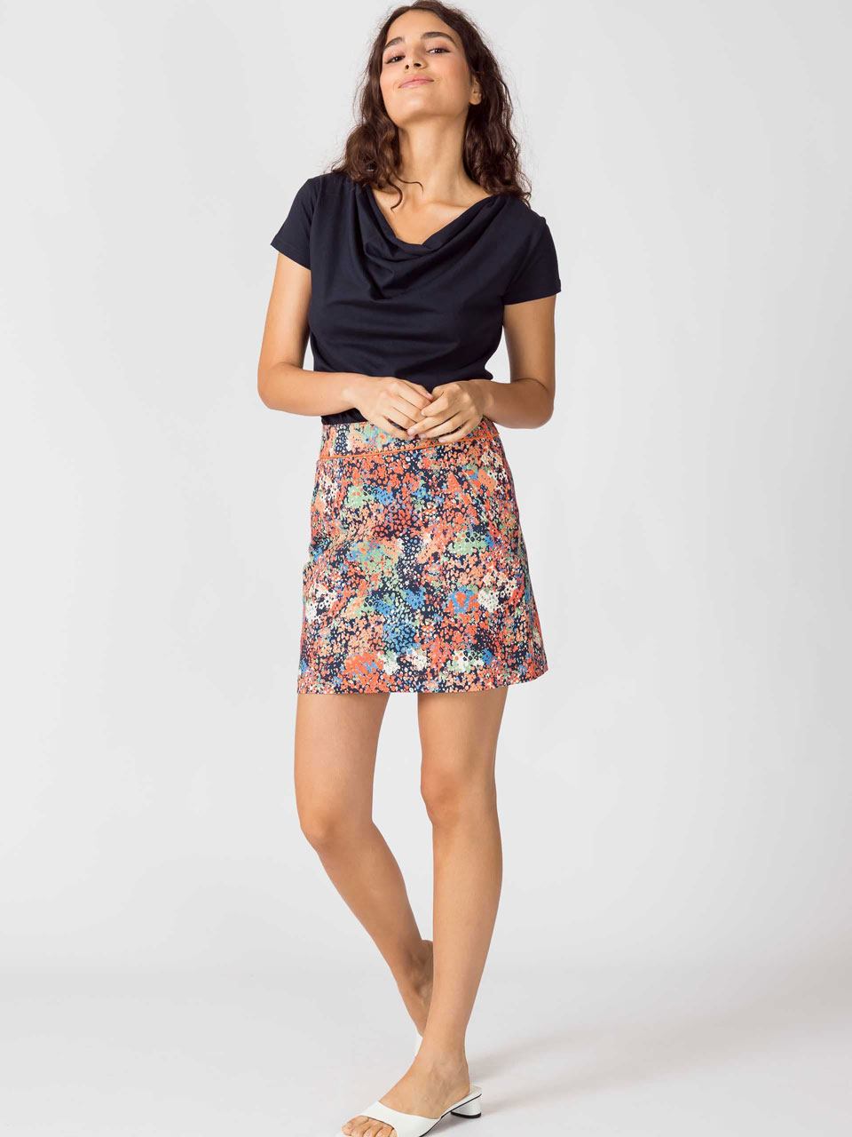 Skfk Basa Short Skirt • REDLOU ONLINE STORE