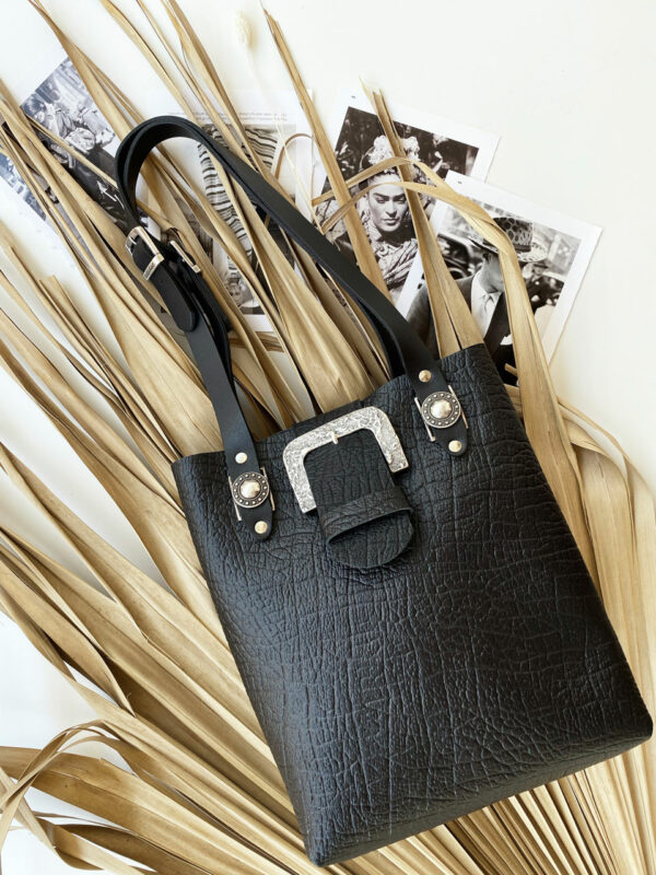 Individual Wire to Wire Shoulder Bag - Image 2