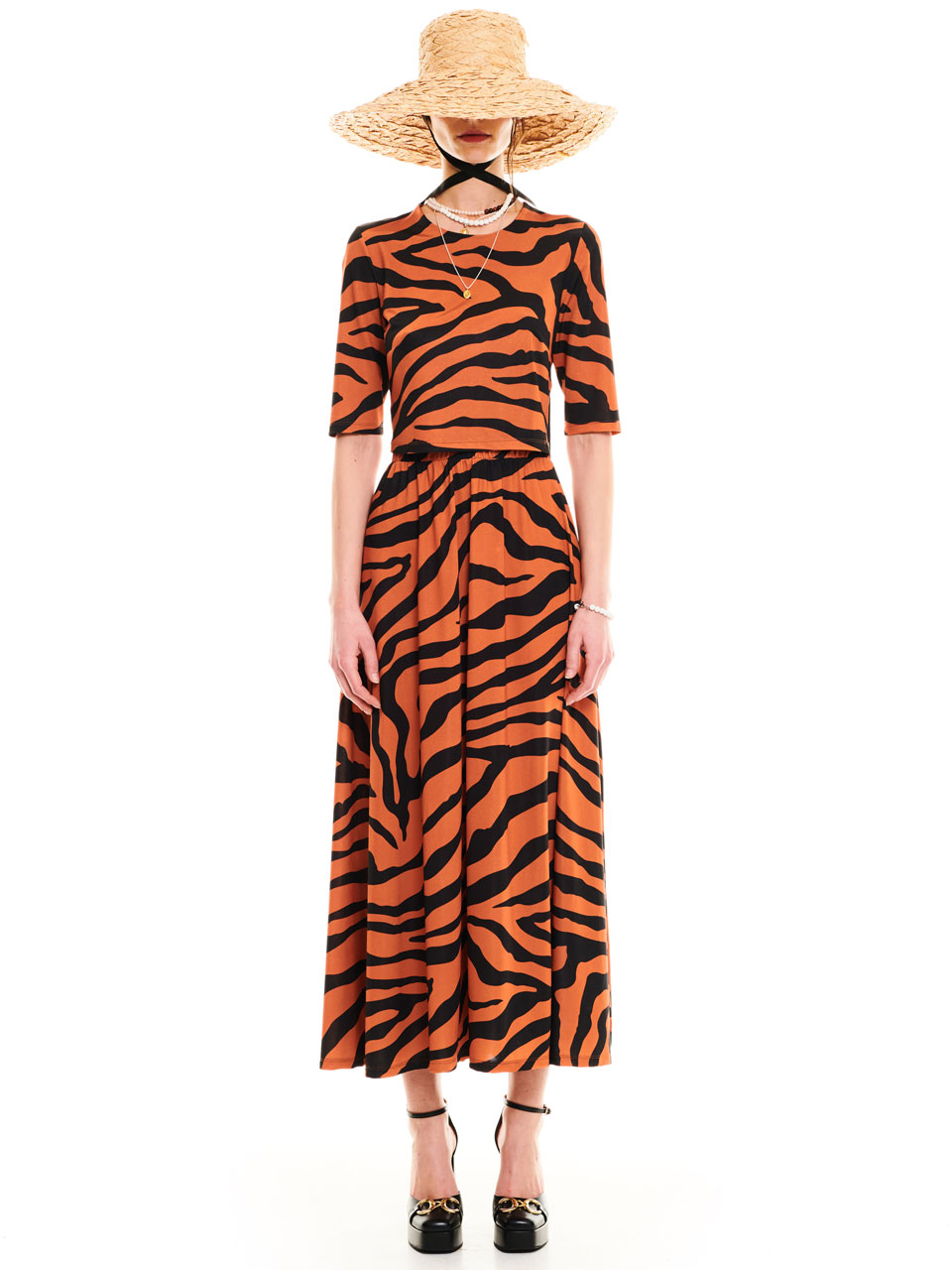 We are Short-sleeve Crop Top Zebra