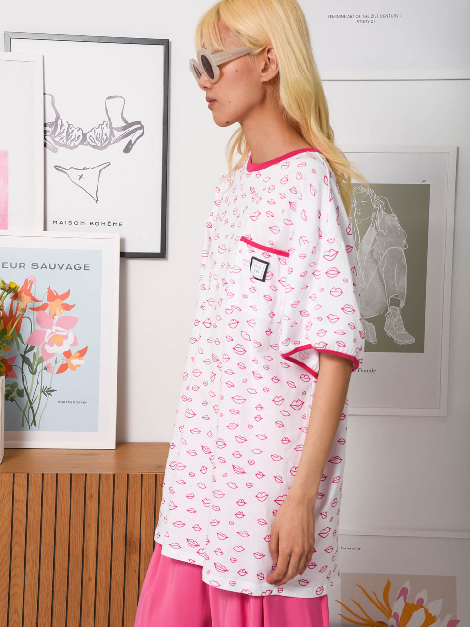 Arpyes The Kiss T-shirt Dress Pink