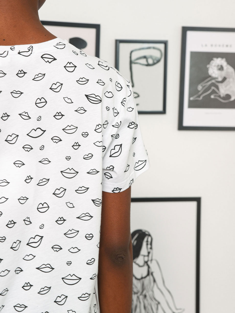 Arpyes The Kiss T-shirt Black