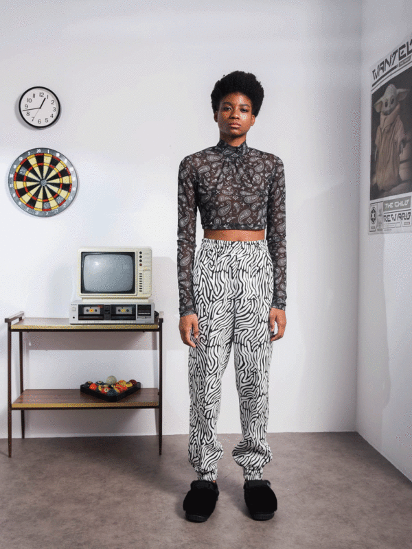 Arpyes Bridge Crop Top - Image 4