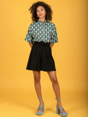 Chaton Molly Bermuda Shorts Black