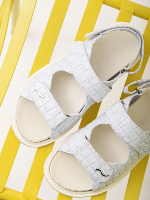 Arpyes Rastafari Sandals Off-white