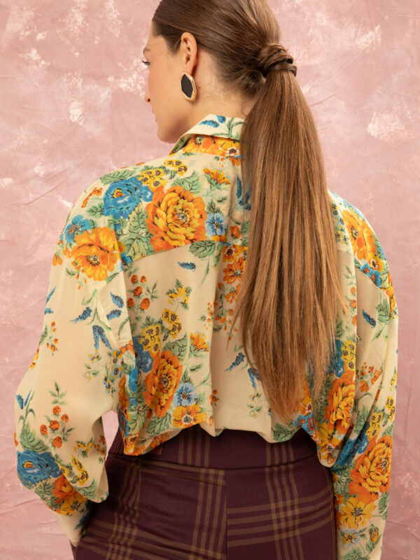 We are Chiffon Shirt Cream Tapetsaria